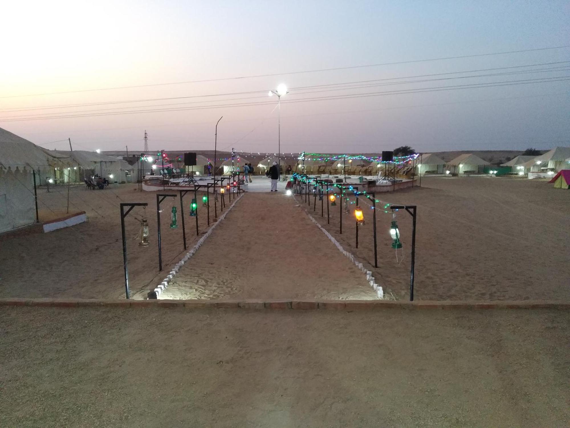 Bhati Desert Camp Sam ไจซัลเมอร์ ภายนอก รูปภาพ