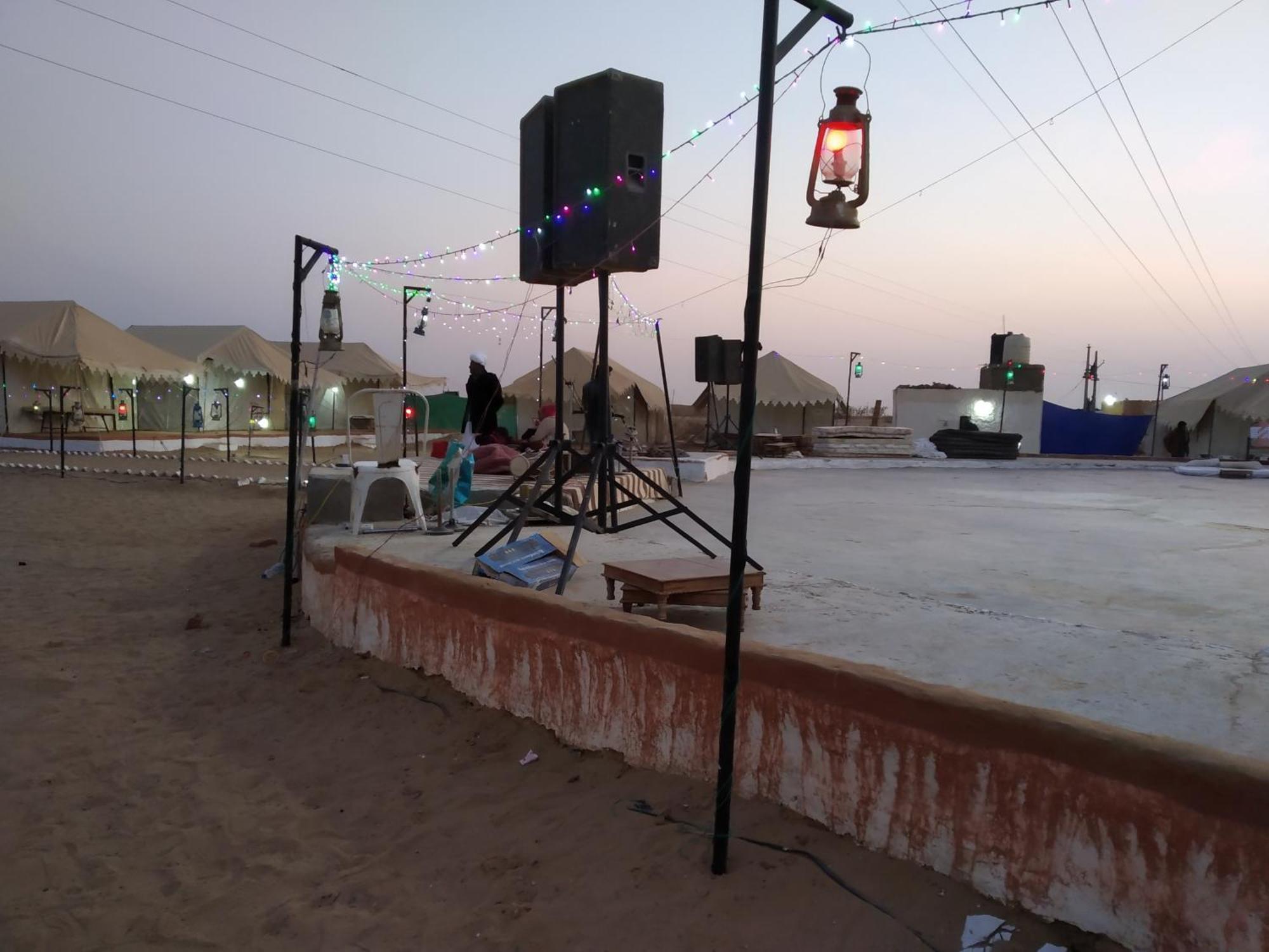Bhati Desert Camp Sam ไจซัลเมอร์ ภายนอก รูปภาพ